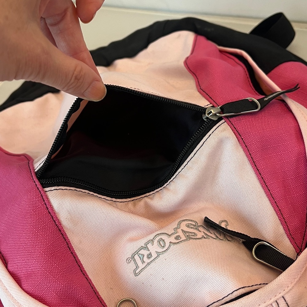 Jansport Pink & Black Daypack - Picture 3 of 10